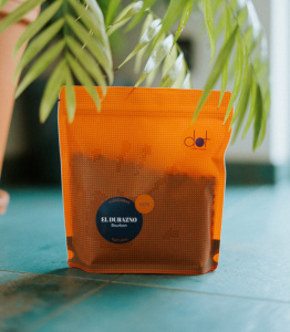 1_dot_coffee_packaging design